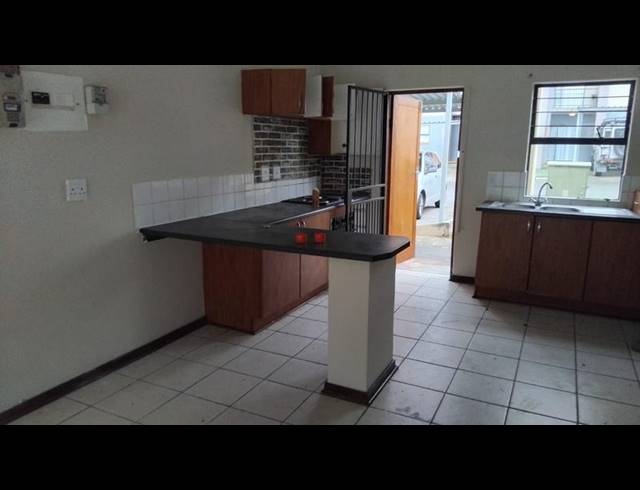 3 BEDROOM PROPERTY TO RENT IN CASHAN